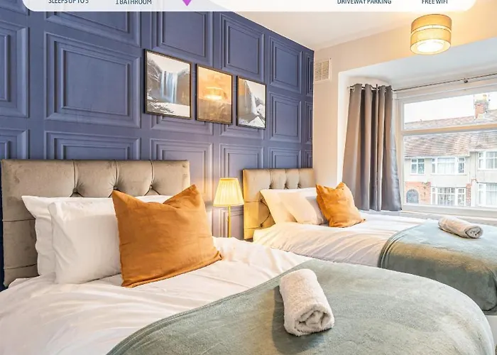 Stylish House - Close To City Centre - Free Parking, Super-Fast Wifi And Smart Tvs By Yoko Property